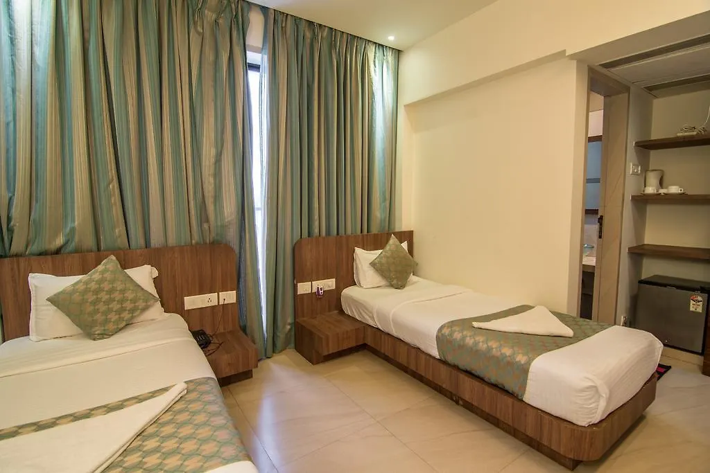 Hotel Royal Park-1